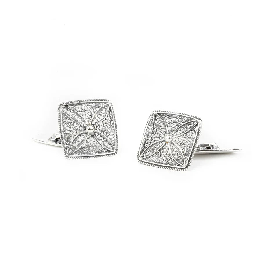 Men’s Filigree Pieces: Yes, They Do Exist